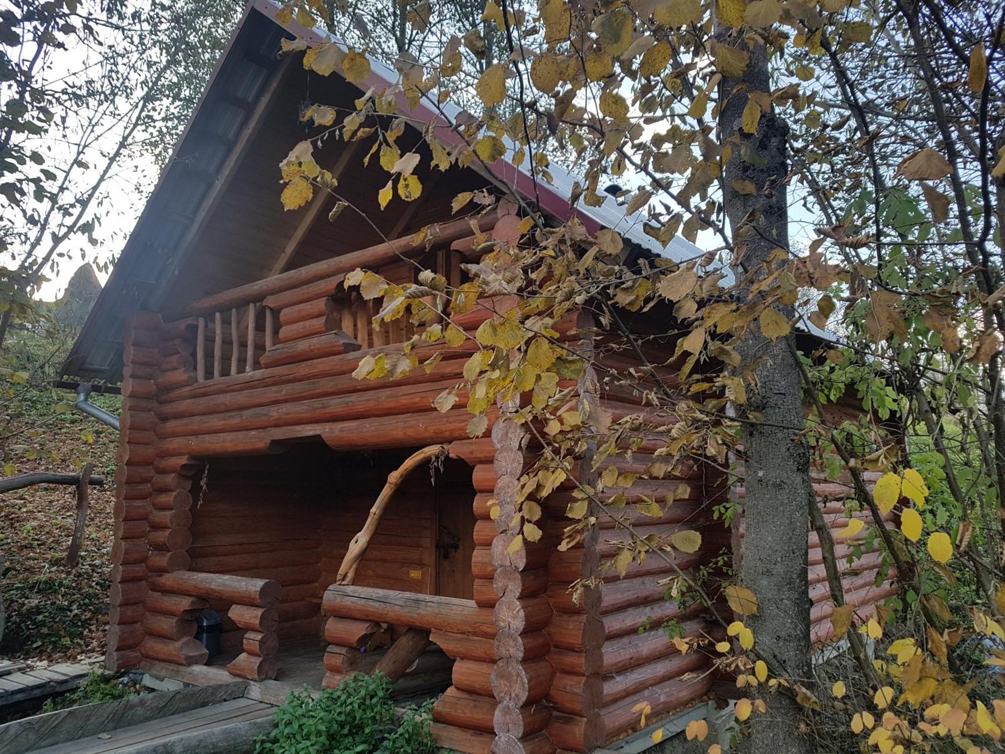 У Медовому Раю Villa Rostoka  Luaran gambar